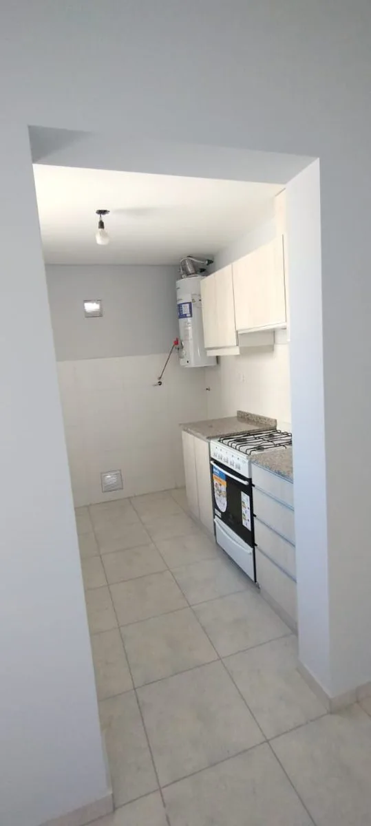 DEPARTAMENTO CON TERRAZA BARRIO PRIVADO GUAYMALLEN foto 4