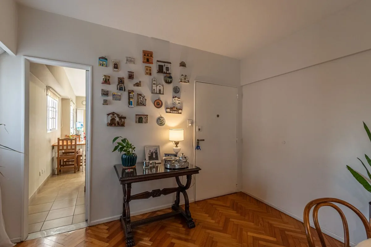 VENTA dpto 4 amb.c/dep Luz y Sol Caballito foto 5