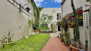 Tucumán 4300 - Casa 3 dormitorios con galpón, patio y pileta en Barrio Luis Agote foto 4