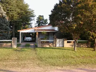 Casa de 2 dormitorios en Villa Rumipal foto 2