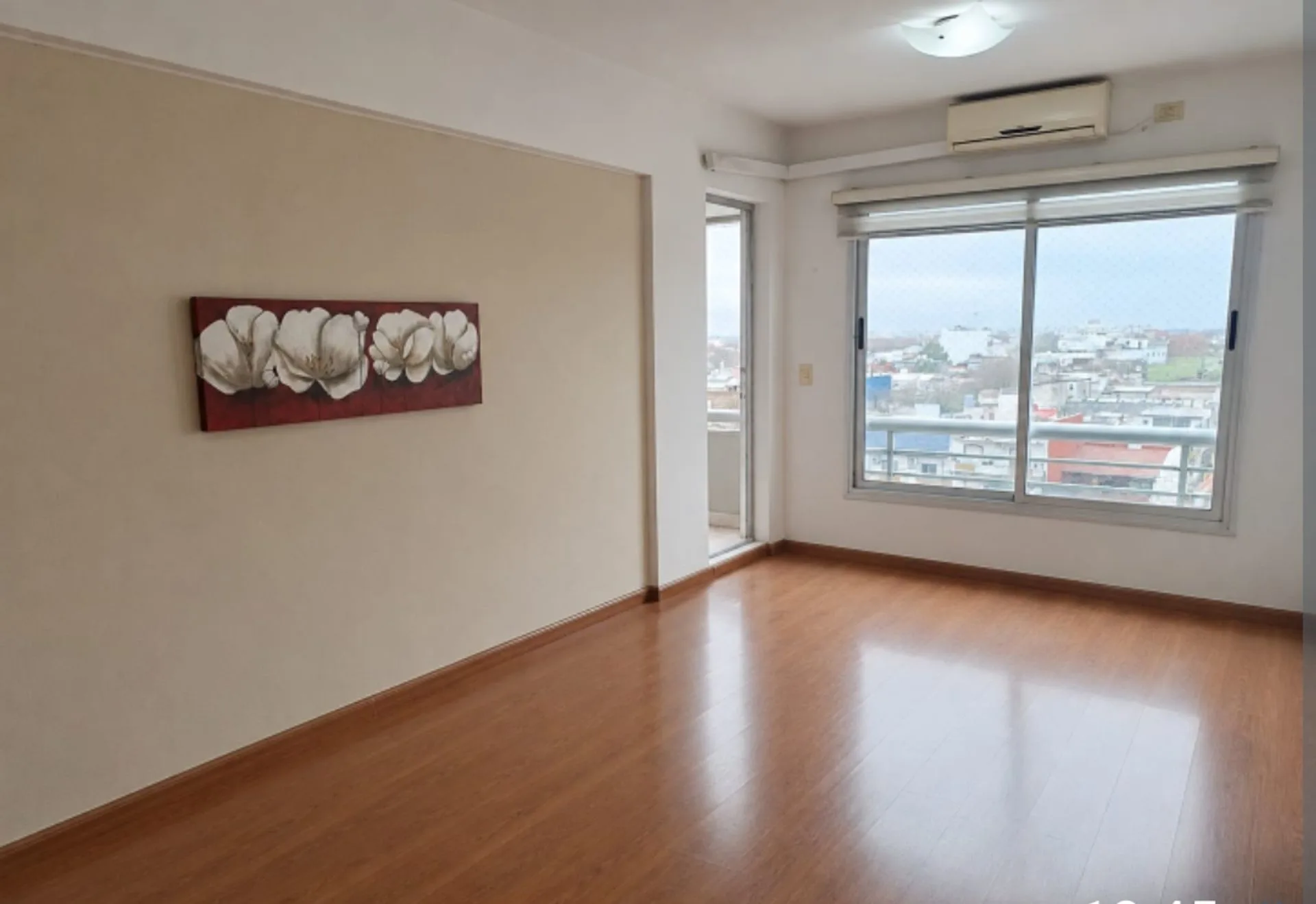 VENTA DEPARTAMENTO 2 AMBIENTES MATADEROS  PILETA foto 2