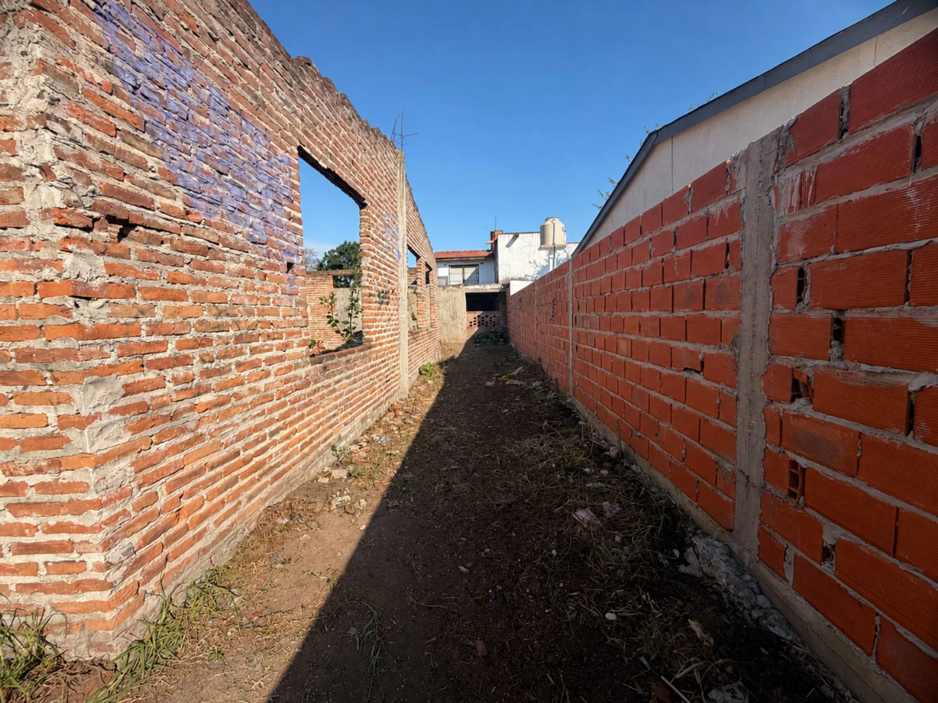 LOTE EN VENTA EN EL TALAR foto 4