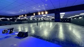 Venta de local comercial tipo Galpón foto 4
