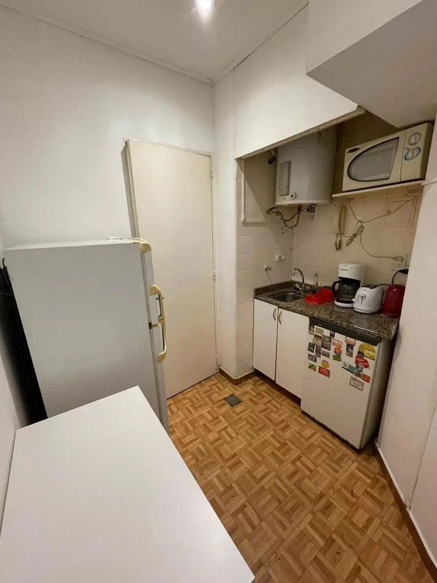 1-bedroom apartment in Palermo – photo 6 of 9