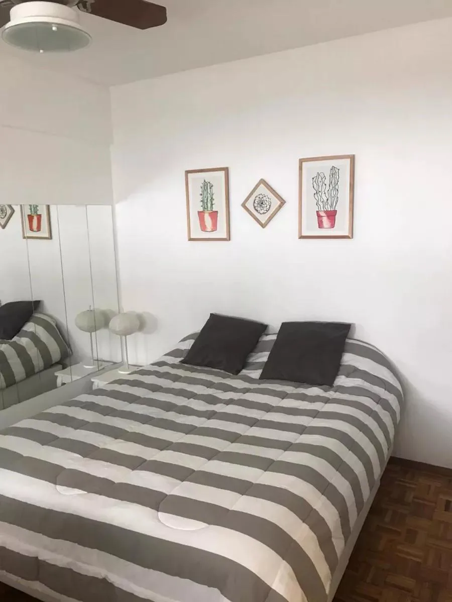1-bedroom apartment in Palermo – photo 8 of 9