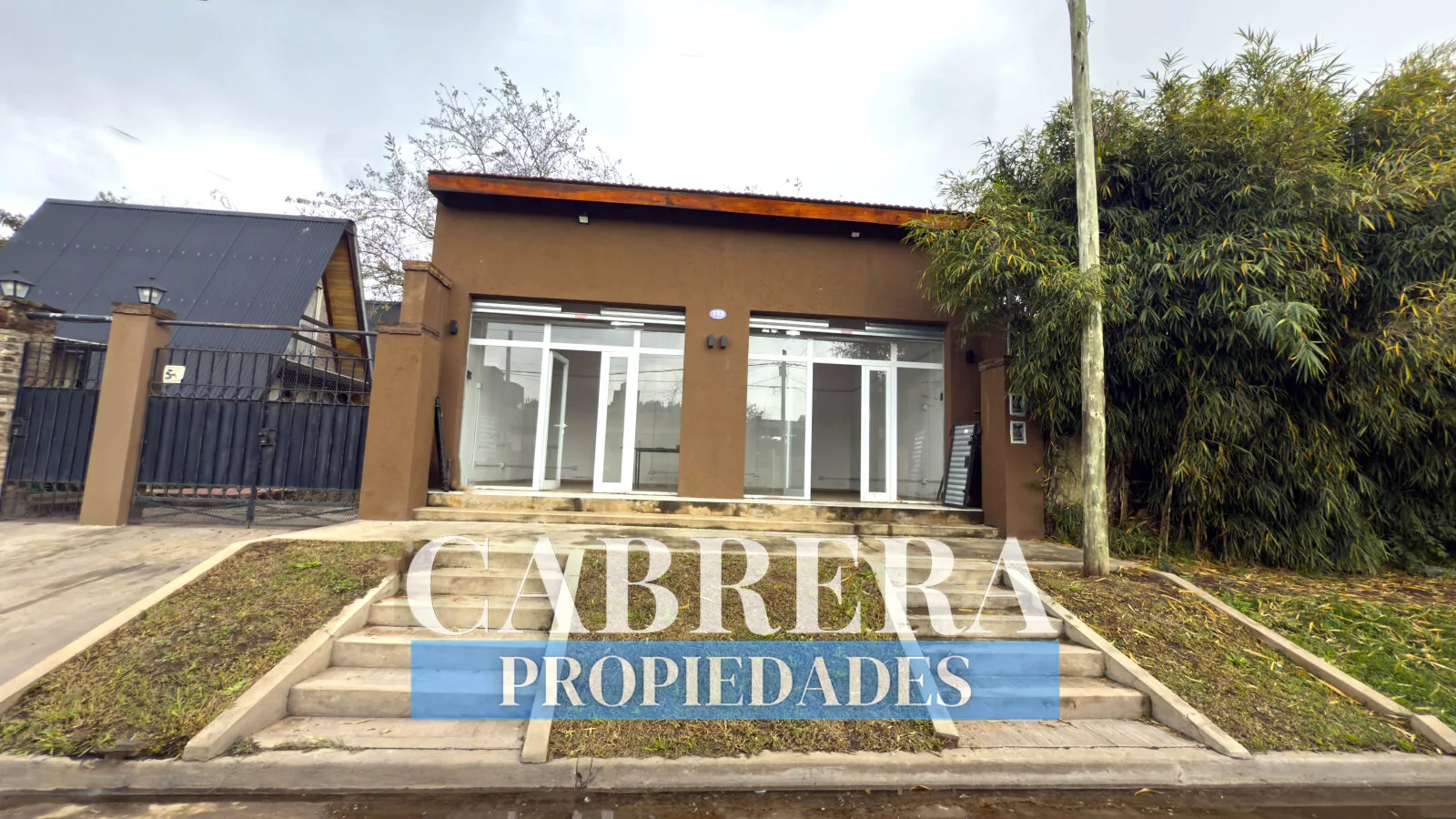 LOCAL COMERCIAL EN ALQUILER EN GENERAL RODRIGUEZ foto 3