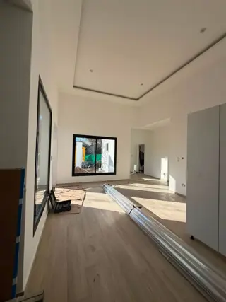 CASA EN UNA PLANTA- 4 DORMITORIOS- PILETA foto 4