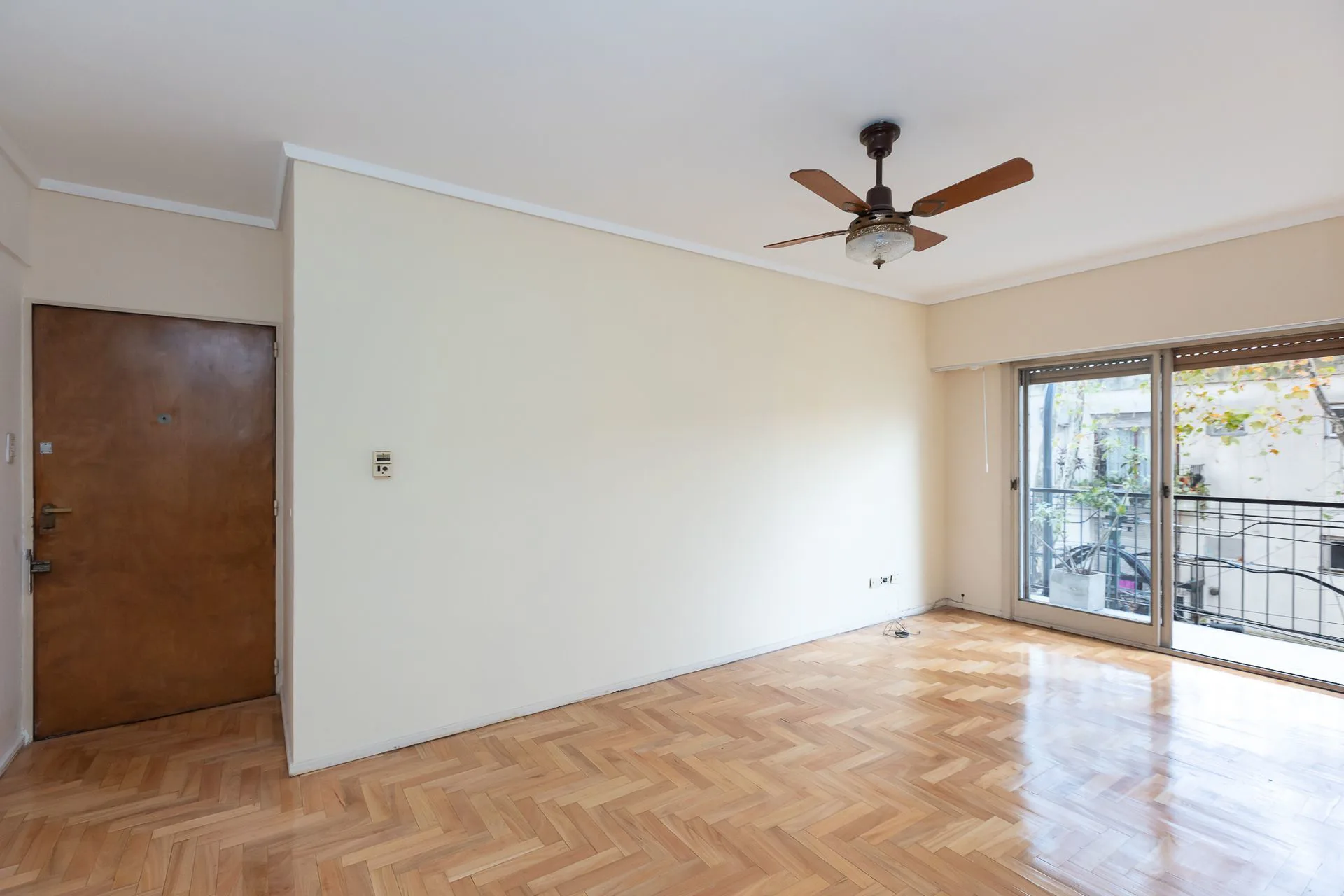 VENTA DEPARTAMENTO 3 AMBIENTES BALCON SAAVEDRA foto 2