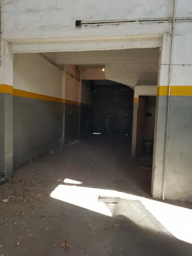 Galpon Sobre Avenida Almirante Brown - Gendra Propiedades