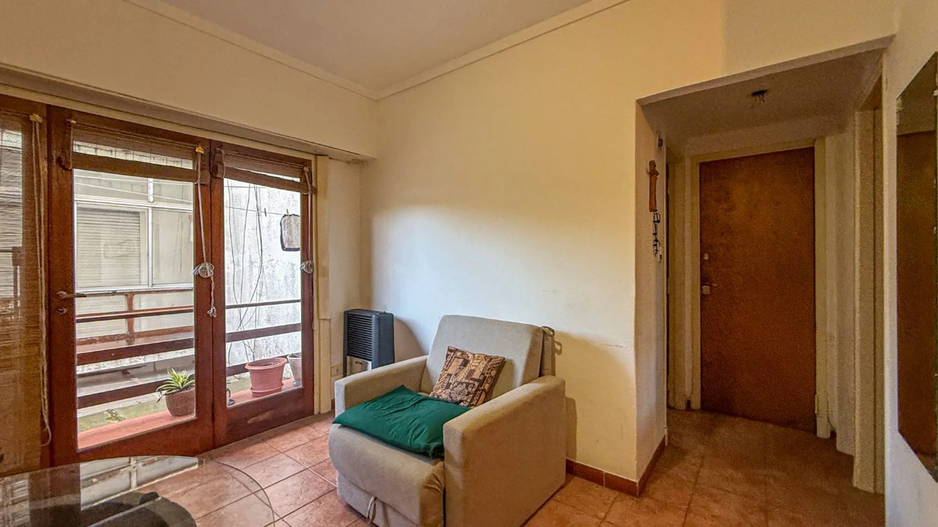 VENTA MONOAMBIENTE STELLA MARIS CON BALCON foto 3