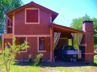 Nº DE REF. 311 COMPLEJO DE CABAÑAS C/INCREIBLE VISTA A LAS SIERRAS EN COSQUIN Bº EL CONDADO foto 1