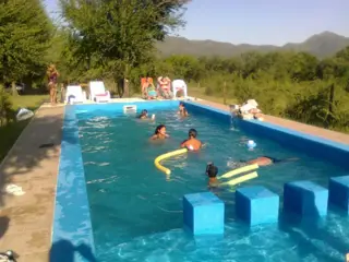 Nº DE REF. 311 COMPLEJO DE CABAÑAS C/INCREIBLE VISTA A LAS SIERRAS EN COSQUIN Bº EL CONDADO foto 4