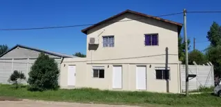 Propiedad ideal renta - Galpón y 3 departamentos - Ing. Maschwitz foto 2