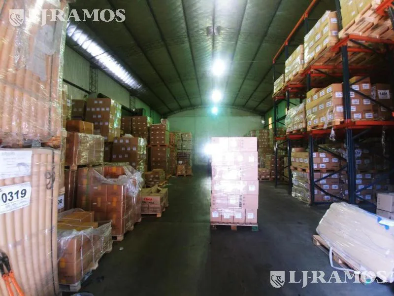 Depósito en Venta en  Caseros foto 2