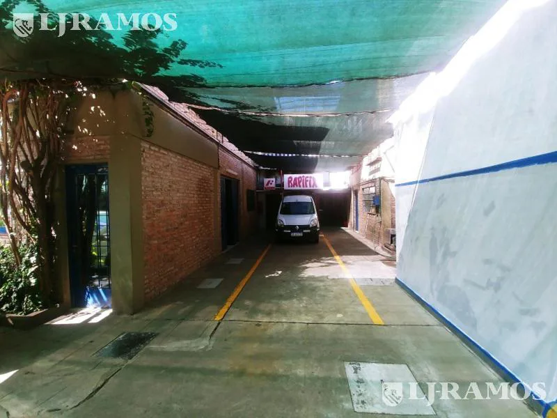 Depósito en Venta en  Caseros foto 3