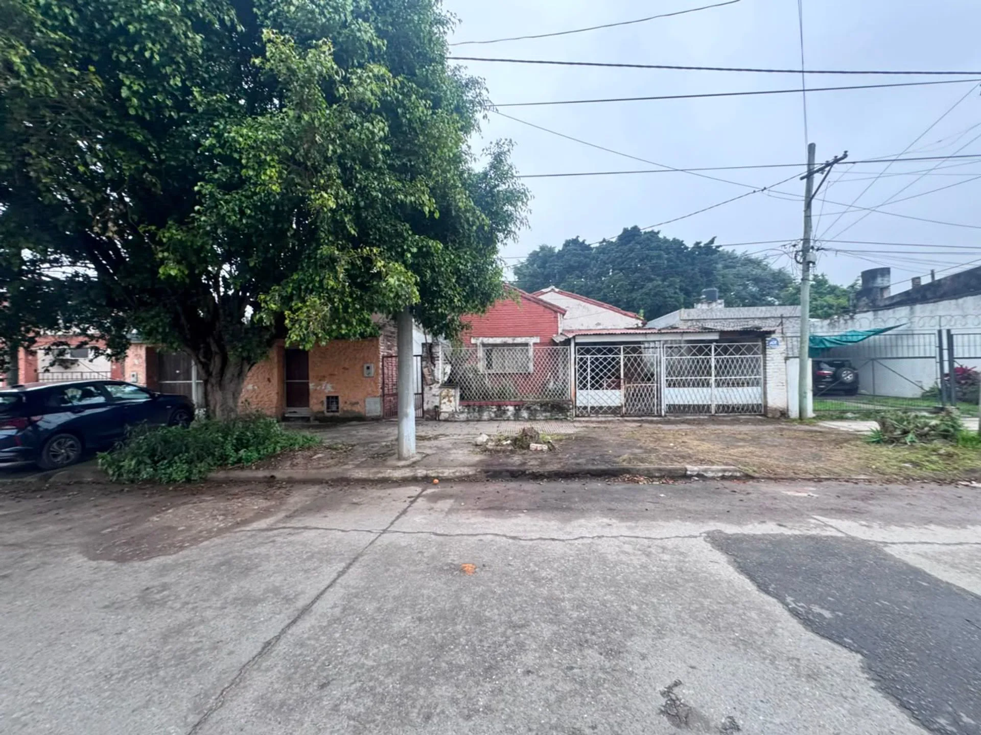 VENTA CASA A DEMOLER/REFACCIONAR TERRENO 531M2 foto 3