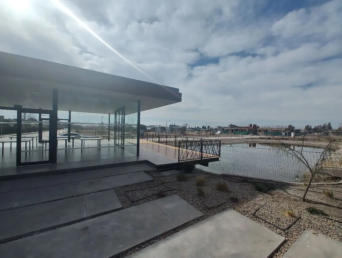 CASA EN VENTA - Bº PRIVADO YRIGOYEN - MAIPU foto 5