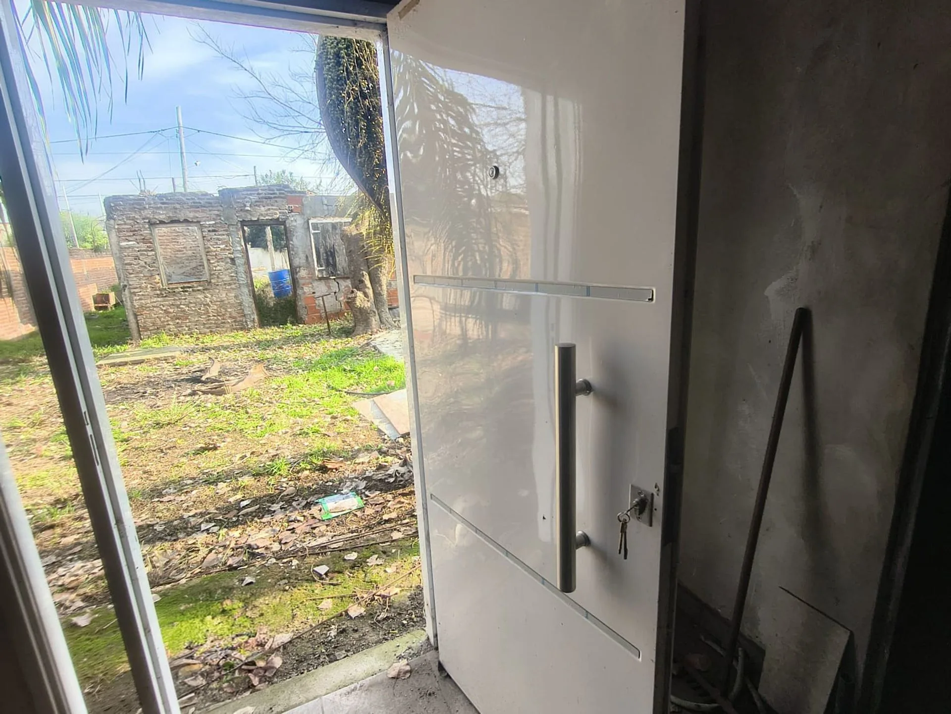 VENTA MONOAMBIENTE LOTE DE 340M²  PTE DERQUI PILAR foto 3
