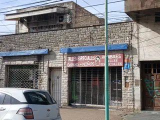 LOCAL COMERCIAL CON FONDO LIBRE foto 1