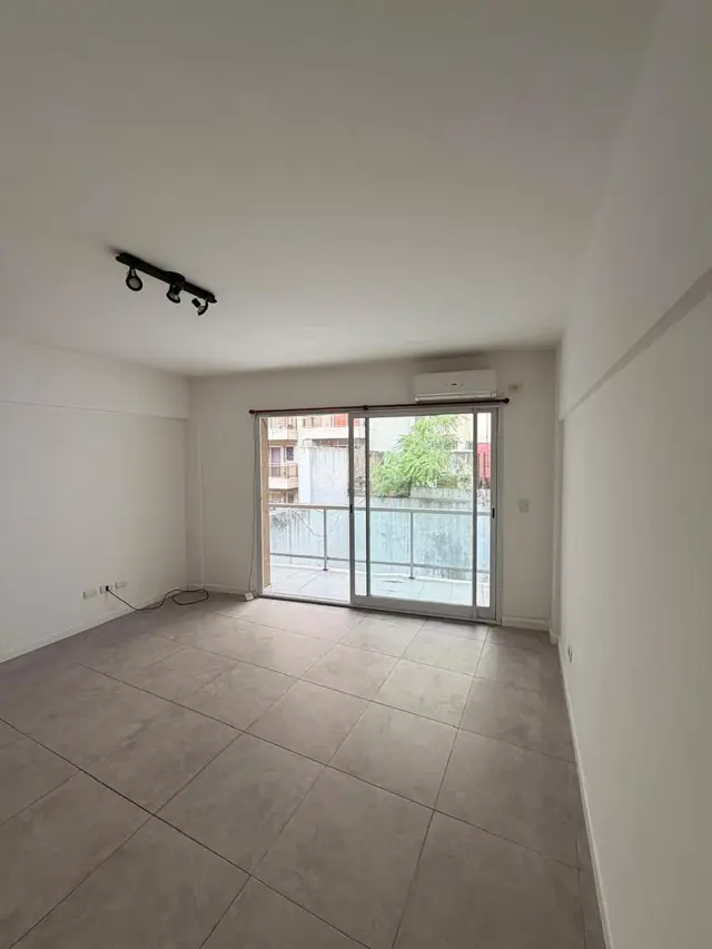 Alquiler Monoambiente Amplio c/ amenietes Balvanera