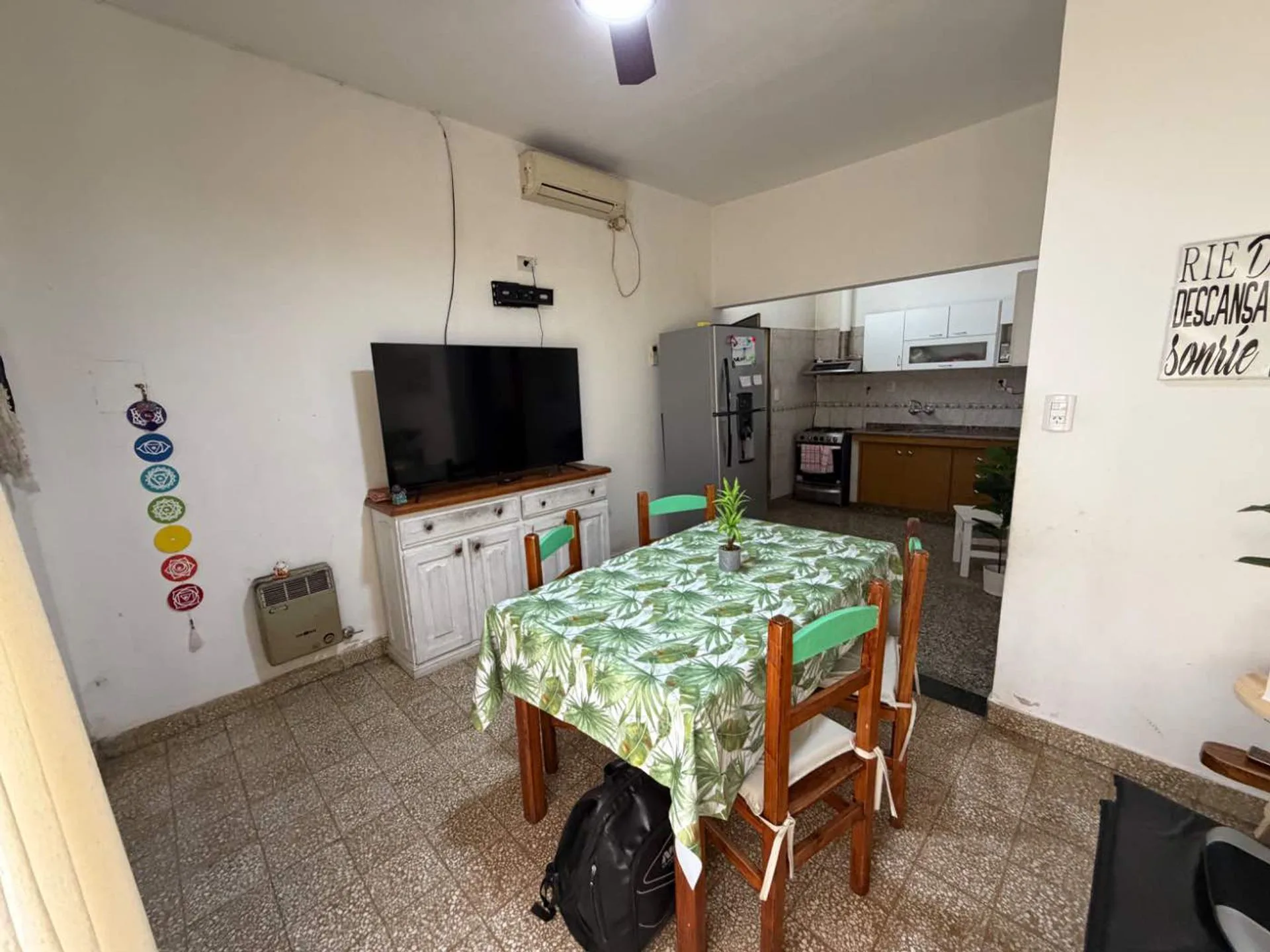 CASA 2 DORMITORIOS ESQUINA AZCUENAGA Y RIVADAVIA foto 4