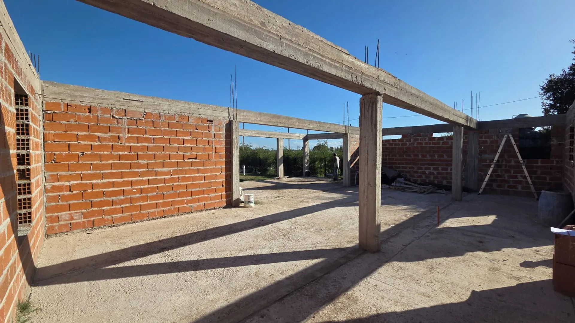 Terreno Pontevedra: quincho y casa a terminar. foto 4