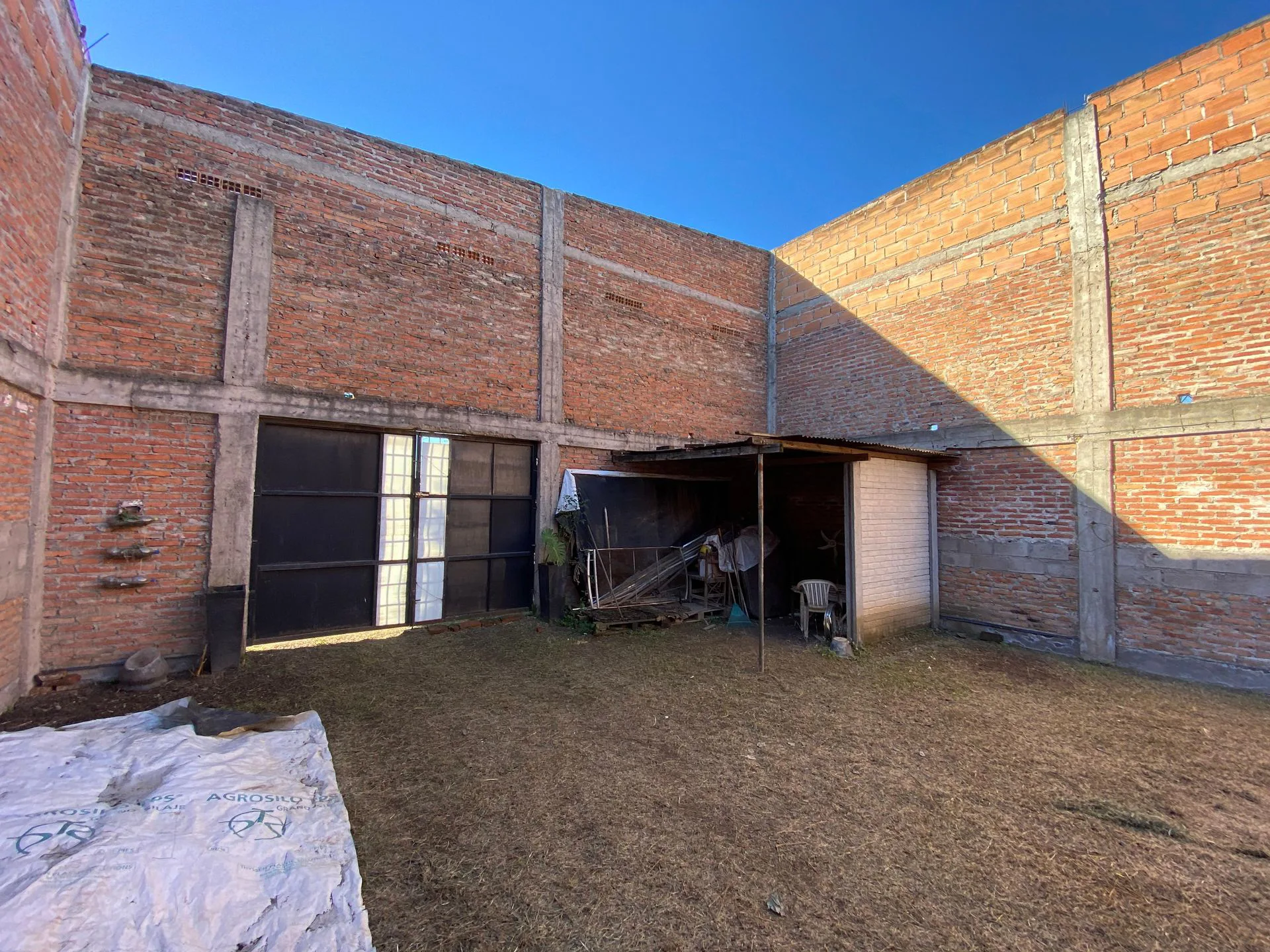 TERRENO EN VENTA CON CONSTRUCCION INICIADA foto 4