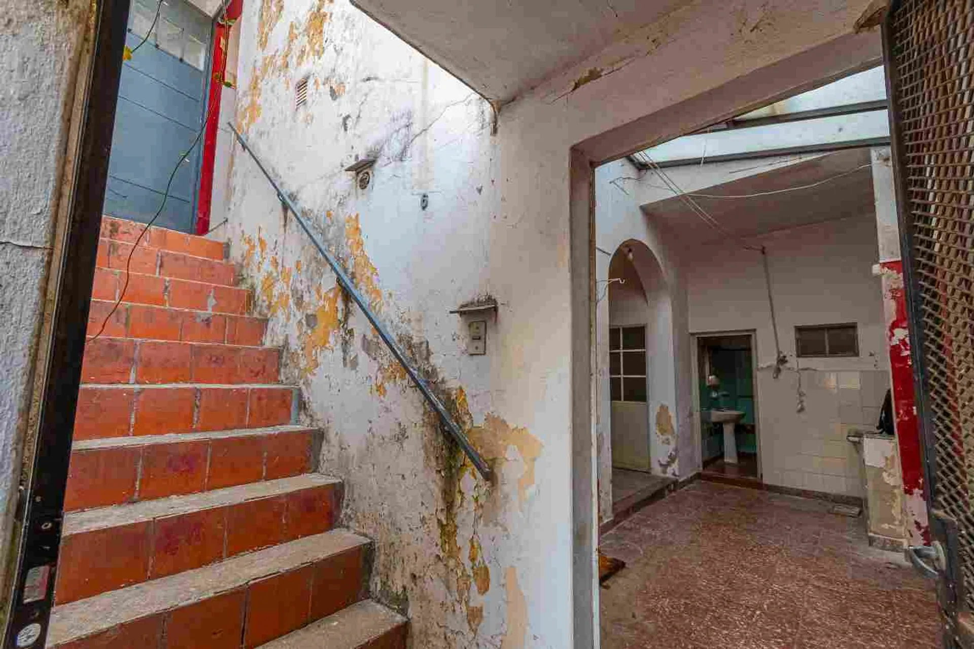 PASILLO EN VENTA A RECICLAR CENTRO DE ROSARIO