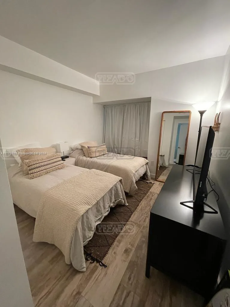 650 NE 32ND ST #3606 600 foto 5