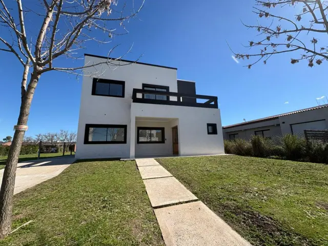 VENTA CASA 6amb Bº SAN PABLO PILAR DEL ESTE