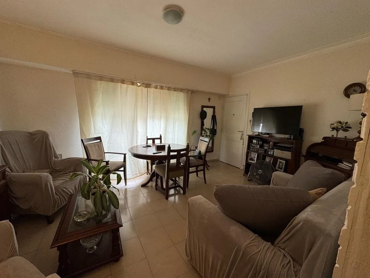 VENTA PH 2 AMB, AL FRENTE, PATIO-SIN EXPENSAS foto 3