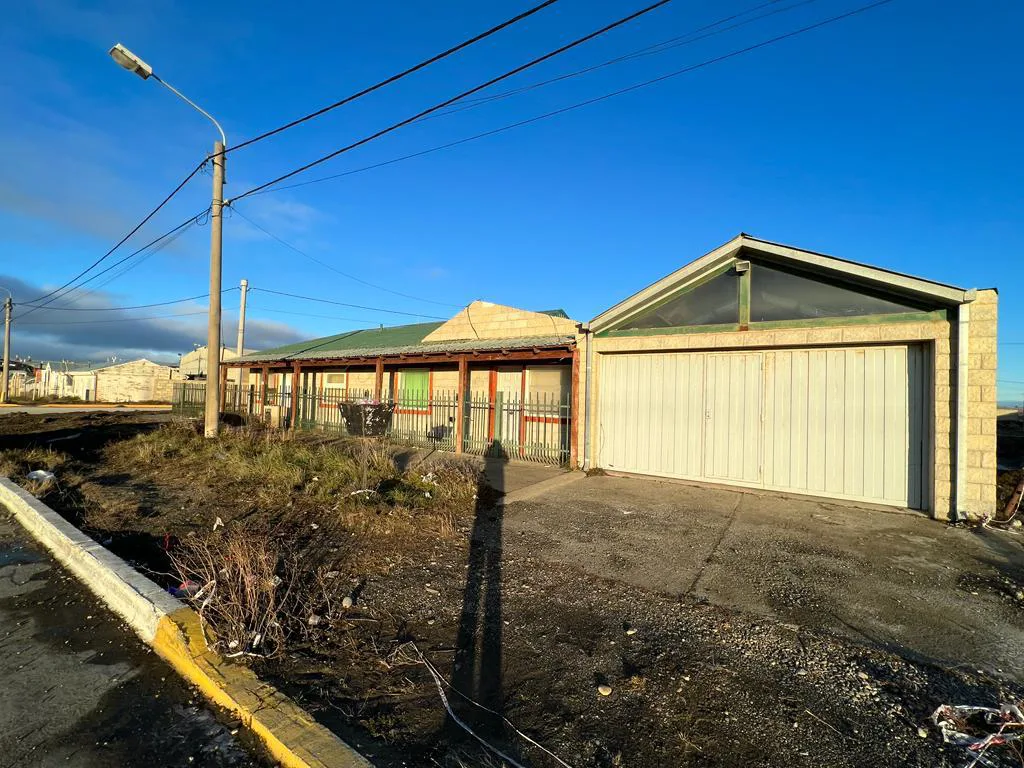 VENTA 2 CASAS – BARRIO AEROPUERTO foto 3