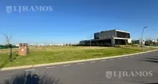Hermoso Terreno en Venta Costas a la LAGUNA, a metros de Laguna Central PG A foto 3