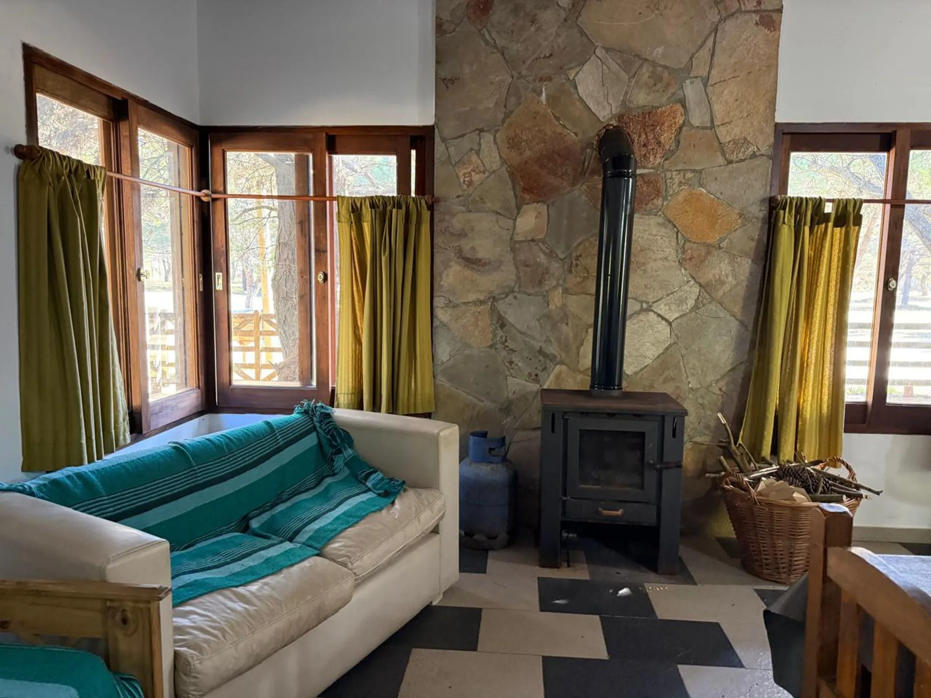 Venta Complejo de 2 Cabañas en Nueva Atlantis foto 5