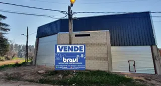 Galpon zona comercial Frente a Sport Club Gral Rodriguez foto 2