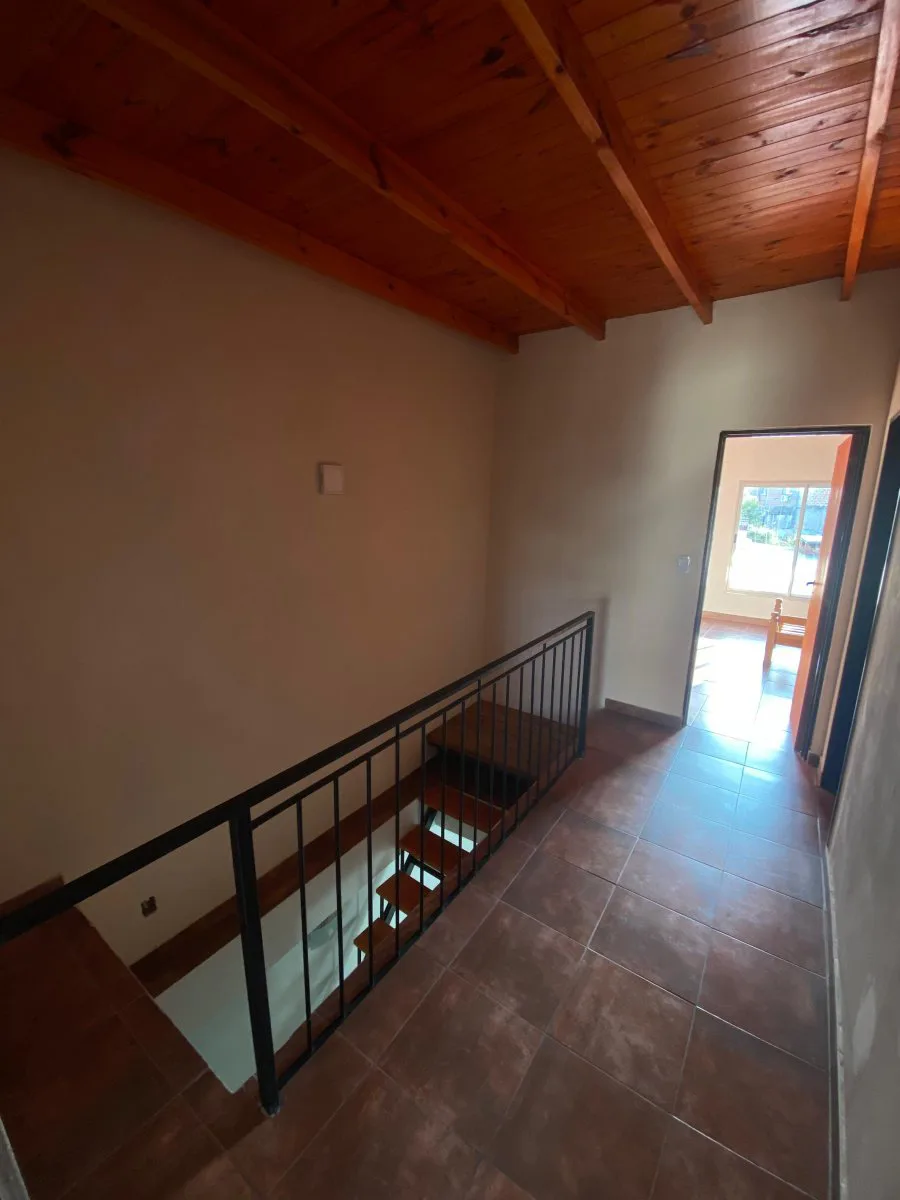 Duplex 3 ambientes | Acepta Permuta !! | a 5 cuadras del plaza Oeste foto 5