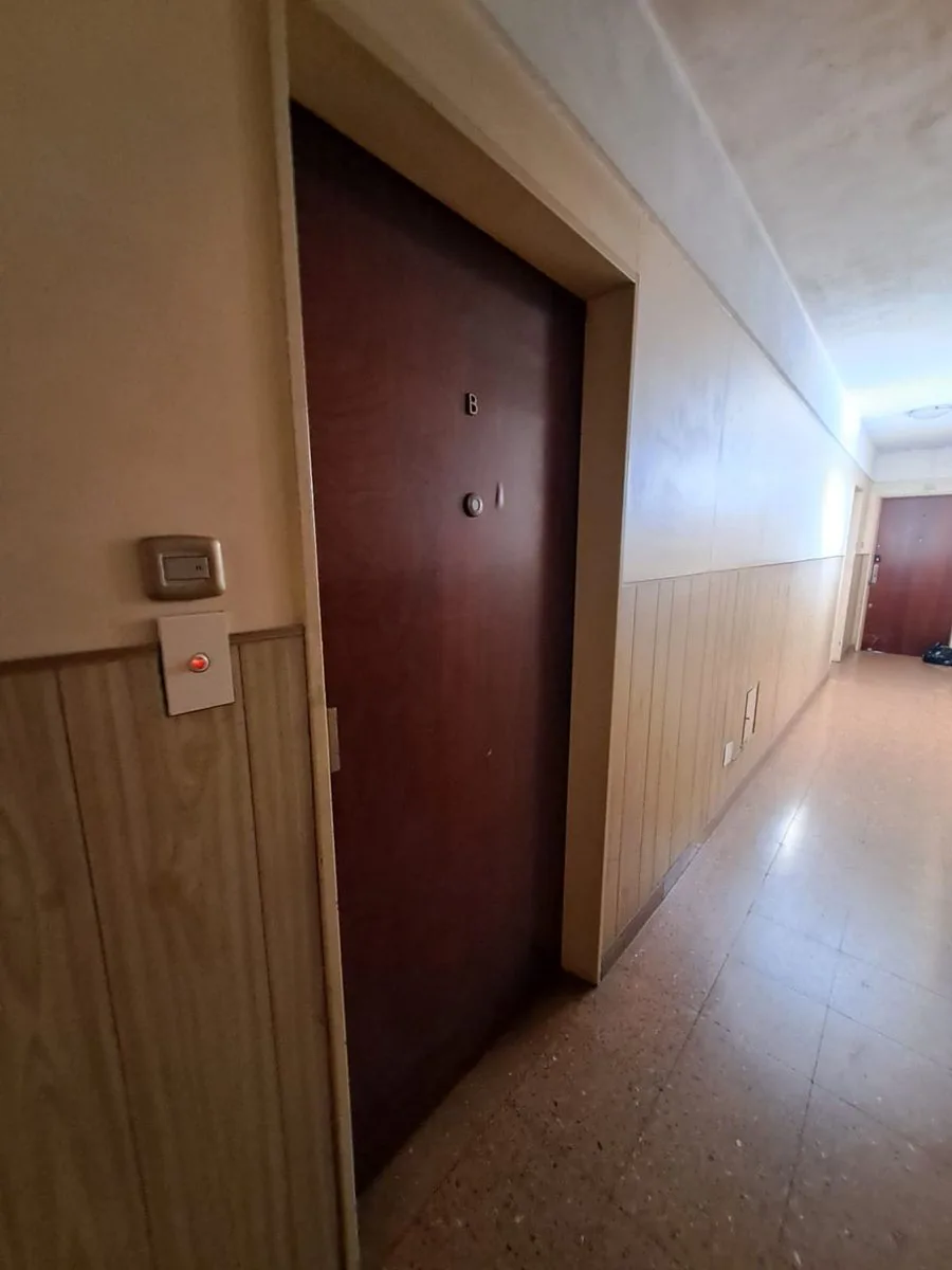 VENTA DEPARTAMENTO 2 AMBIENTES C/ LAVADERO FLORES foto 3