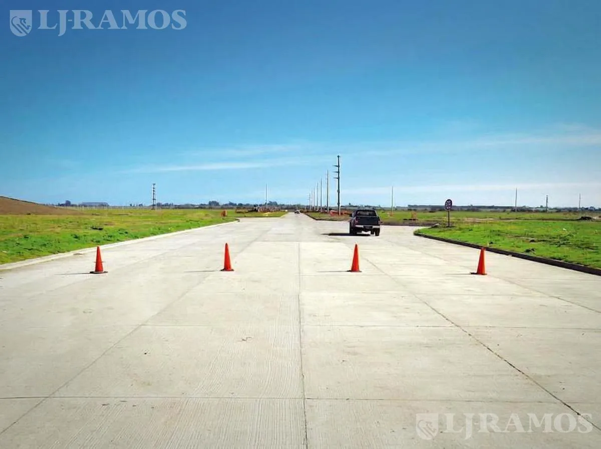 Terreno en Venta en Parque Industral San Lorenzo foto 3