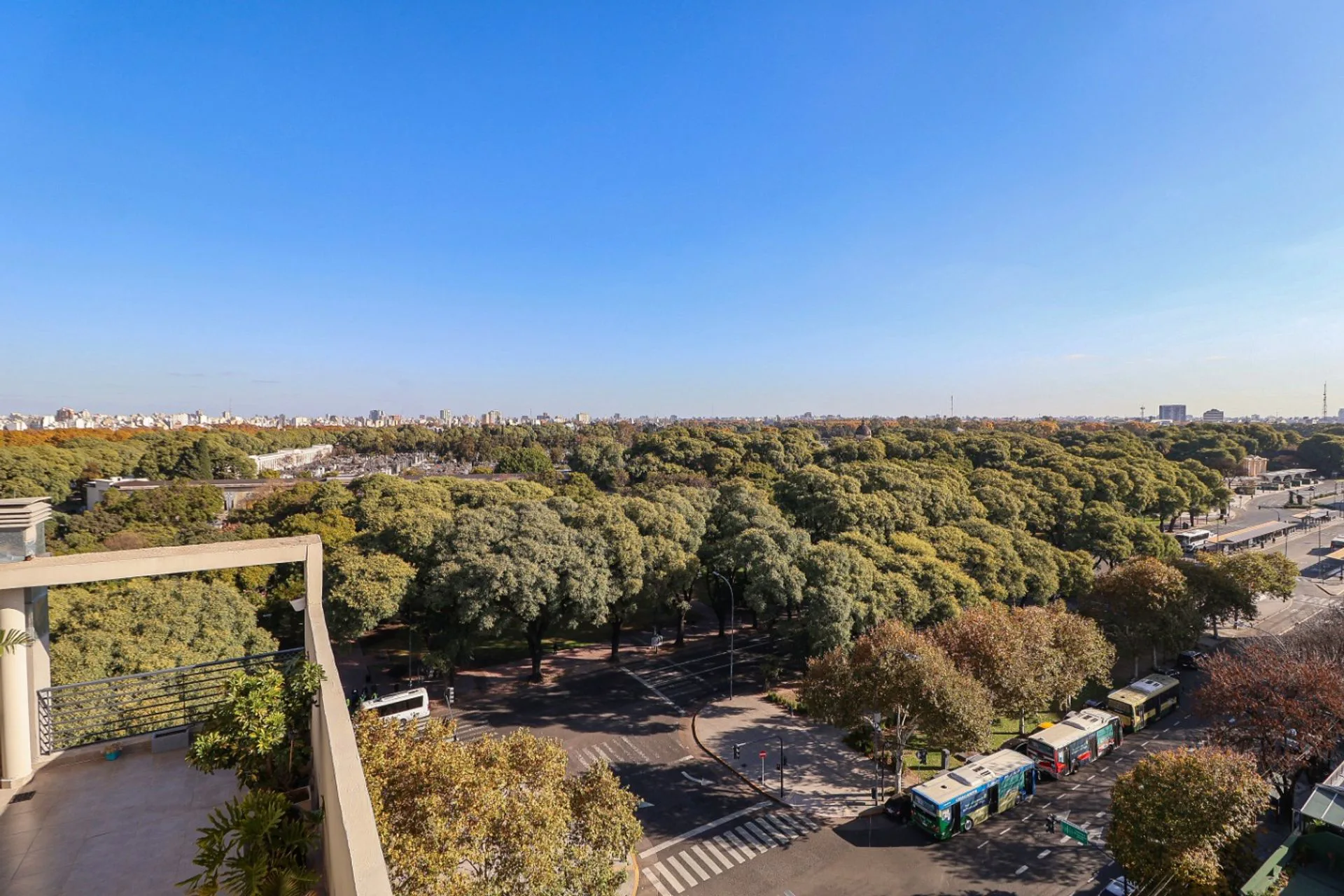 Venta dpto 3 amb c/terraza y parrilla. Chacarita foto 3