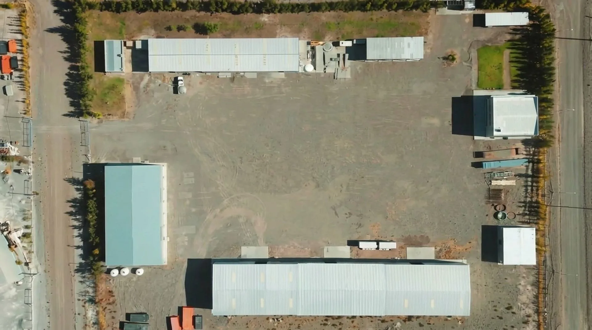 ALQUILER GALPON 700 M2 PARQUE INDUSTRIAL CHIMBAS foto 3