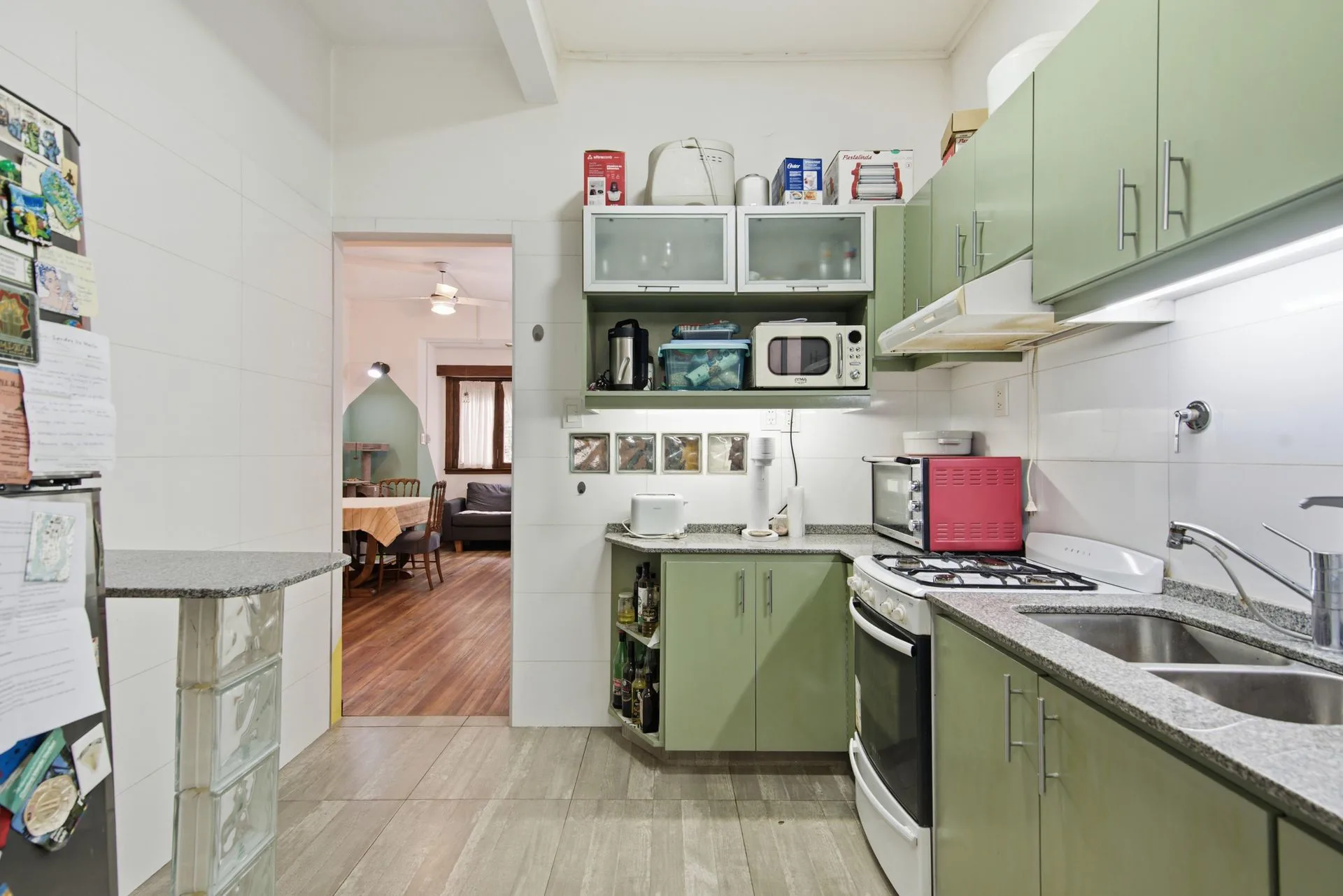 Venta Departamento 3amb, frente Parque Chacabuco. foto 4