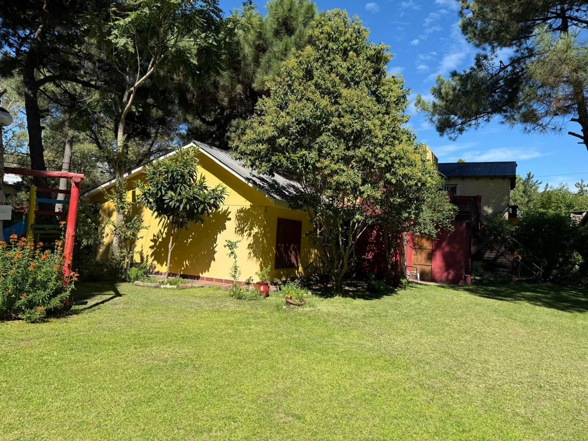 COMPLEJO DE CABAÑAS EN MONTE HERMOSO. foto 3