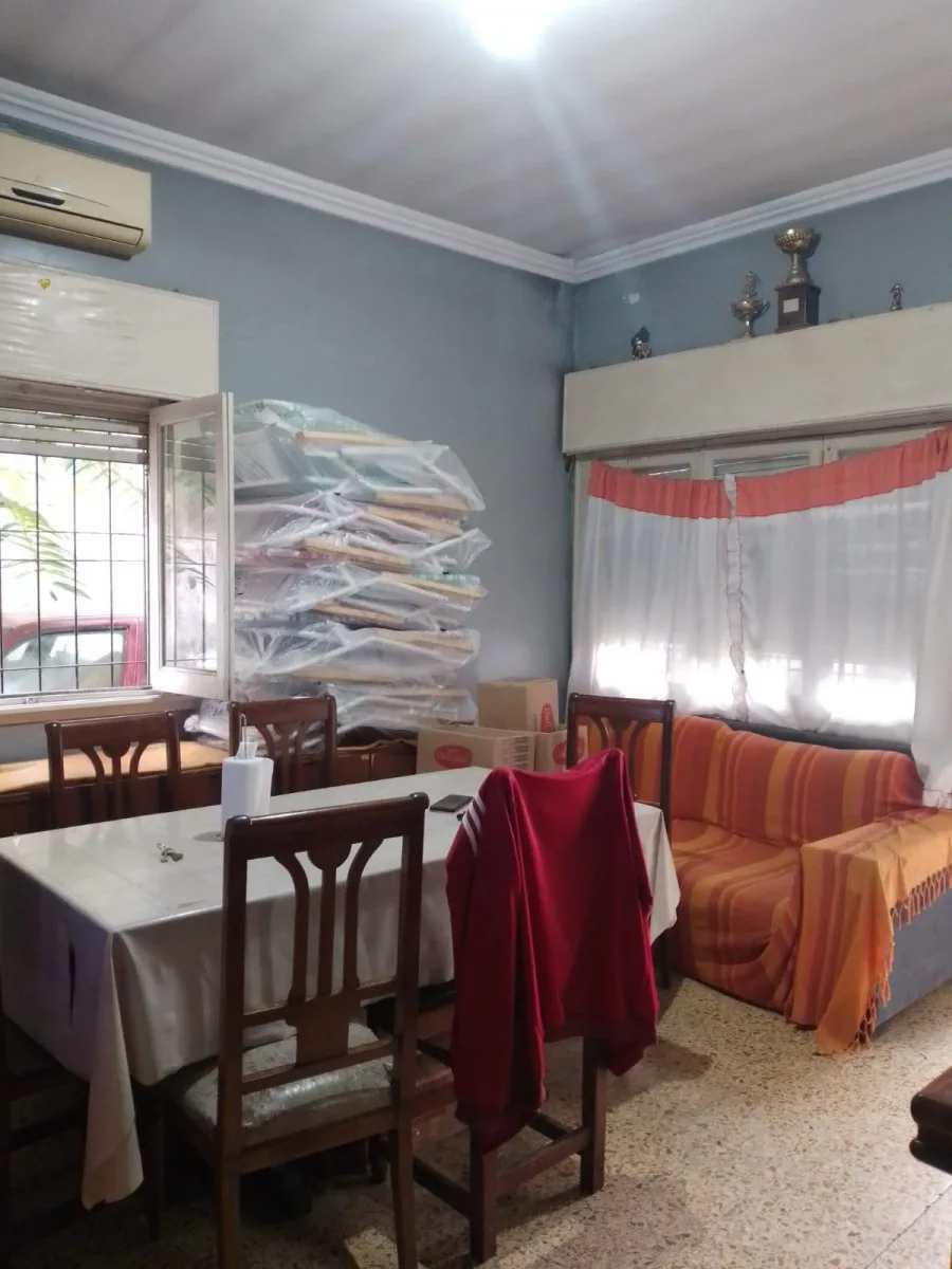 Venta Casa 3 ambientes en Lomas del Mirador foto 3