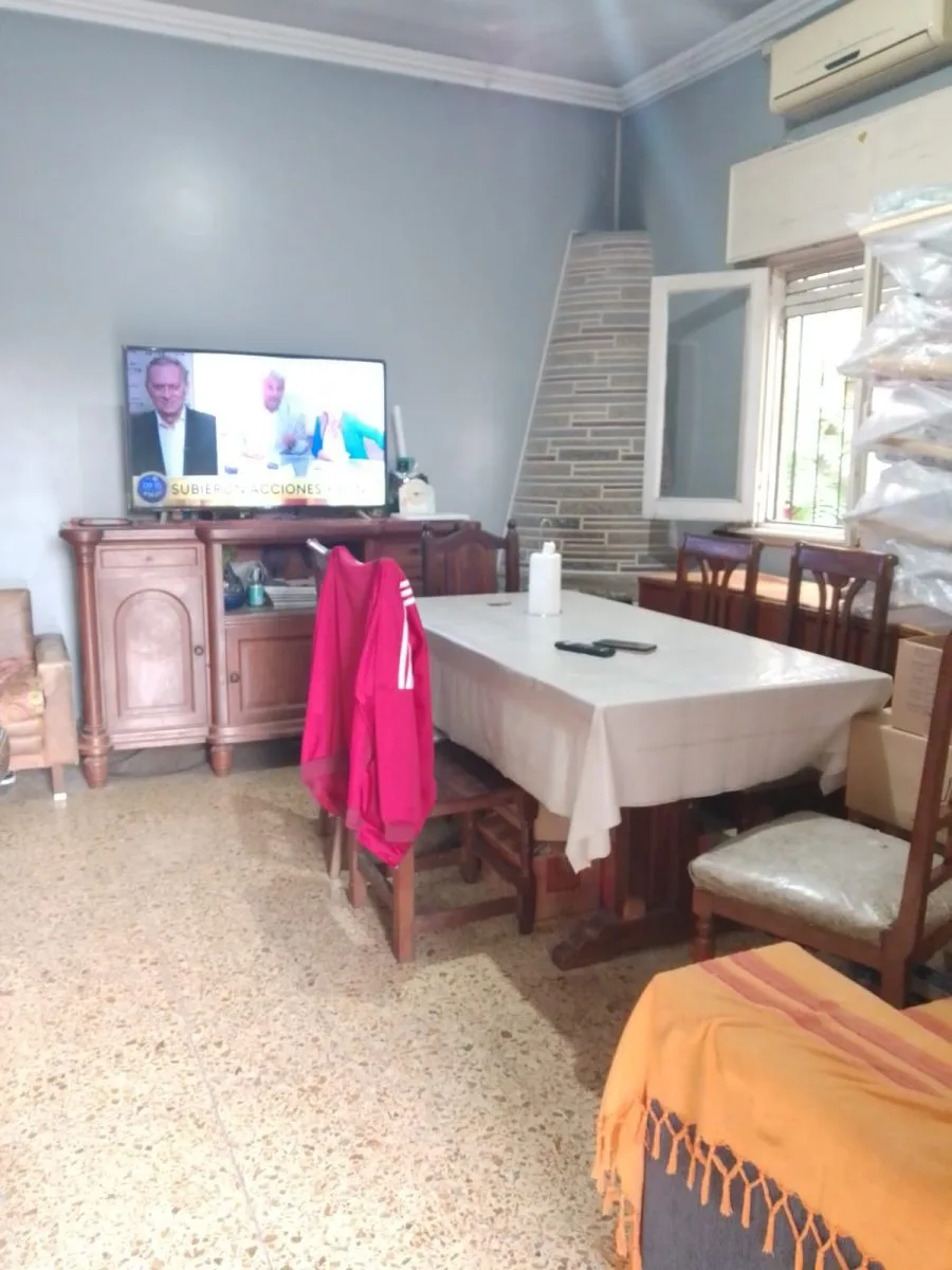 Venta Casa 3 ambientes en Lomas del Mirador foto 4