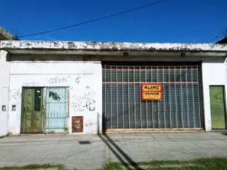 VENDO EN PASO DEL REY SOBRE DASTUGE 2 LOCALES CON VIVIENDA foto 1