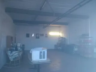 VENDO EN PASO DEL REY SOBRE DASTUGE 2 LOCALES CON VIVIENDA foto 3