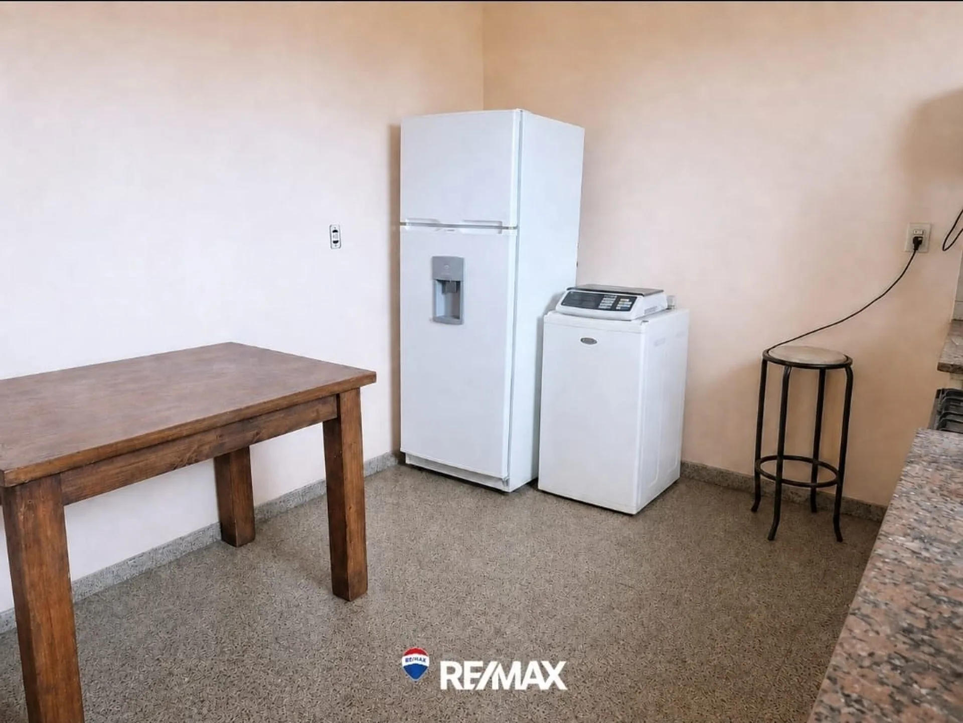 VENTA CASA 3 DOR. EN ALTOS CON LOCAL Y GALPON foto 5