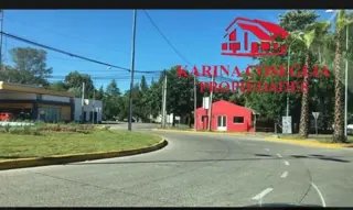 ESQUINA COMERCIAL - EXCELENTE UBICACIÓN foto 2