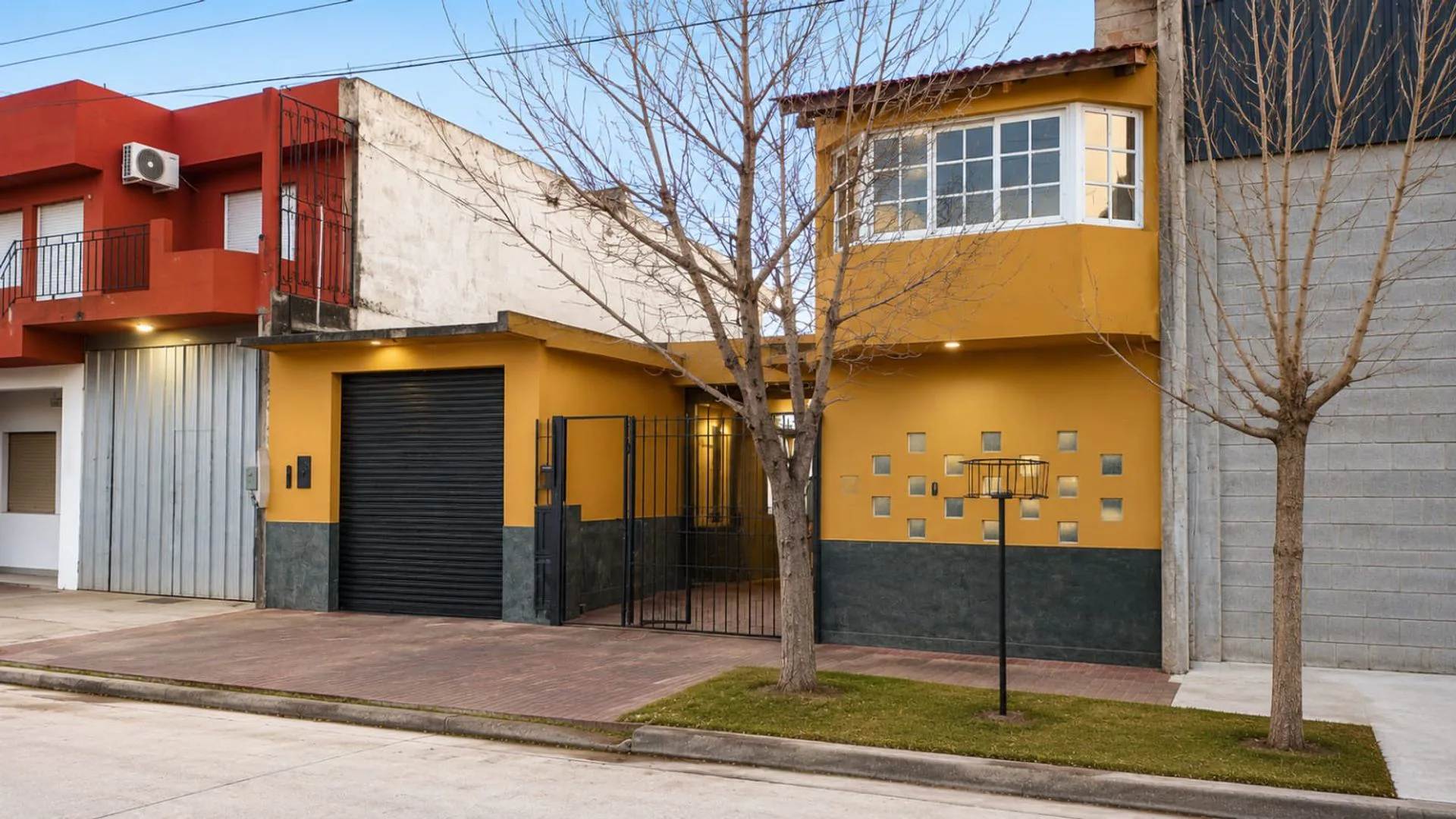 CASA 2 DORMITORIOS EN VENTA EN DOLORES +DPTO foto 2