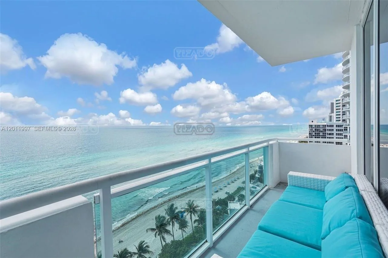 3001 S OCEAN DR 3000 foto 2